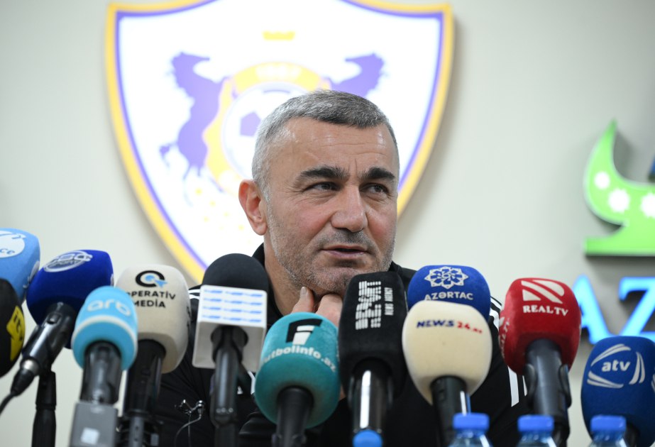 Qurban Qurbanov: Bu mövsüm gücümüzü bölüşdürə bilmədik