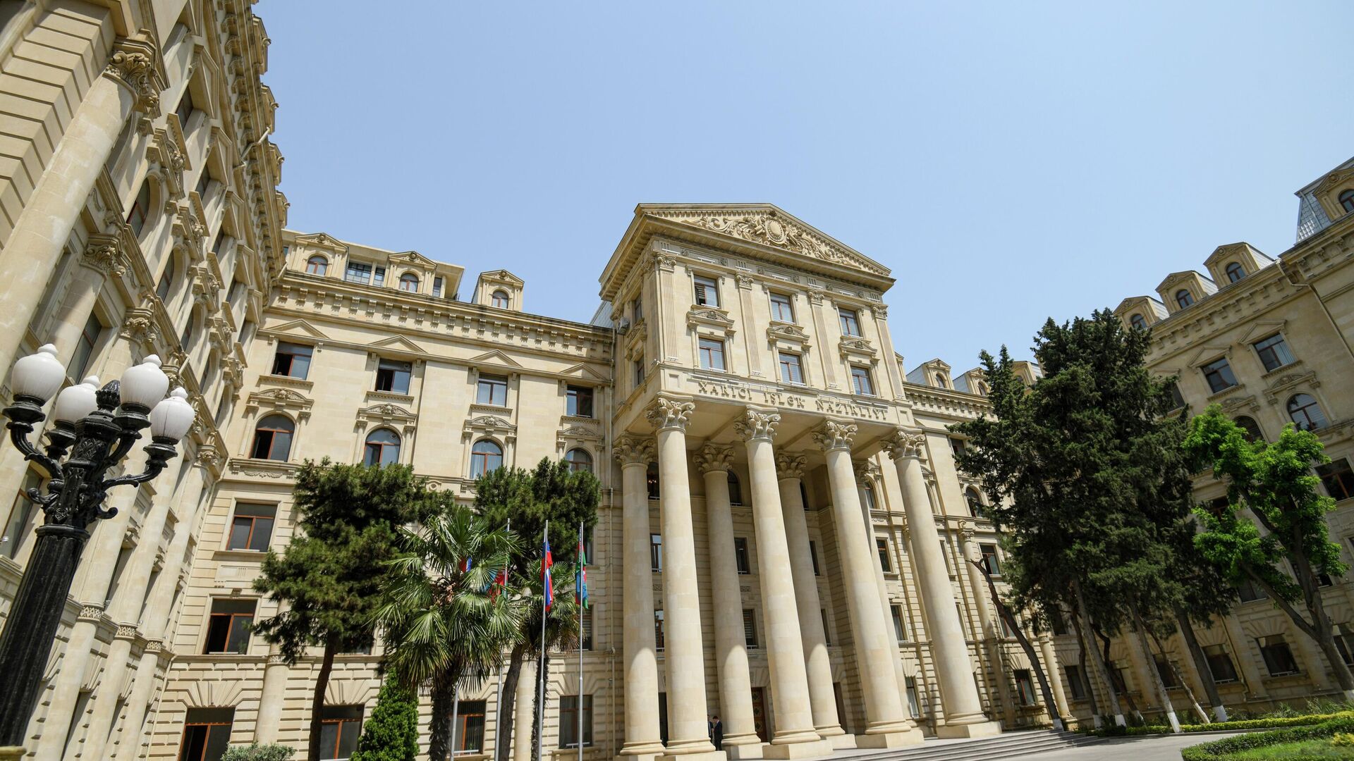 Aİ səfiri Azərbaycan XİN-ə çağırılıb