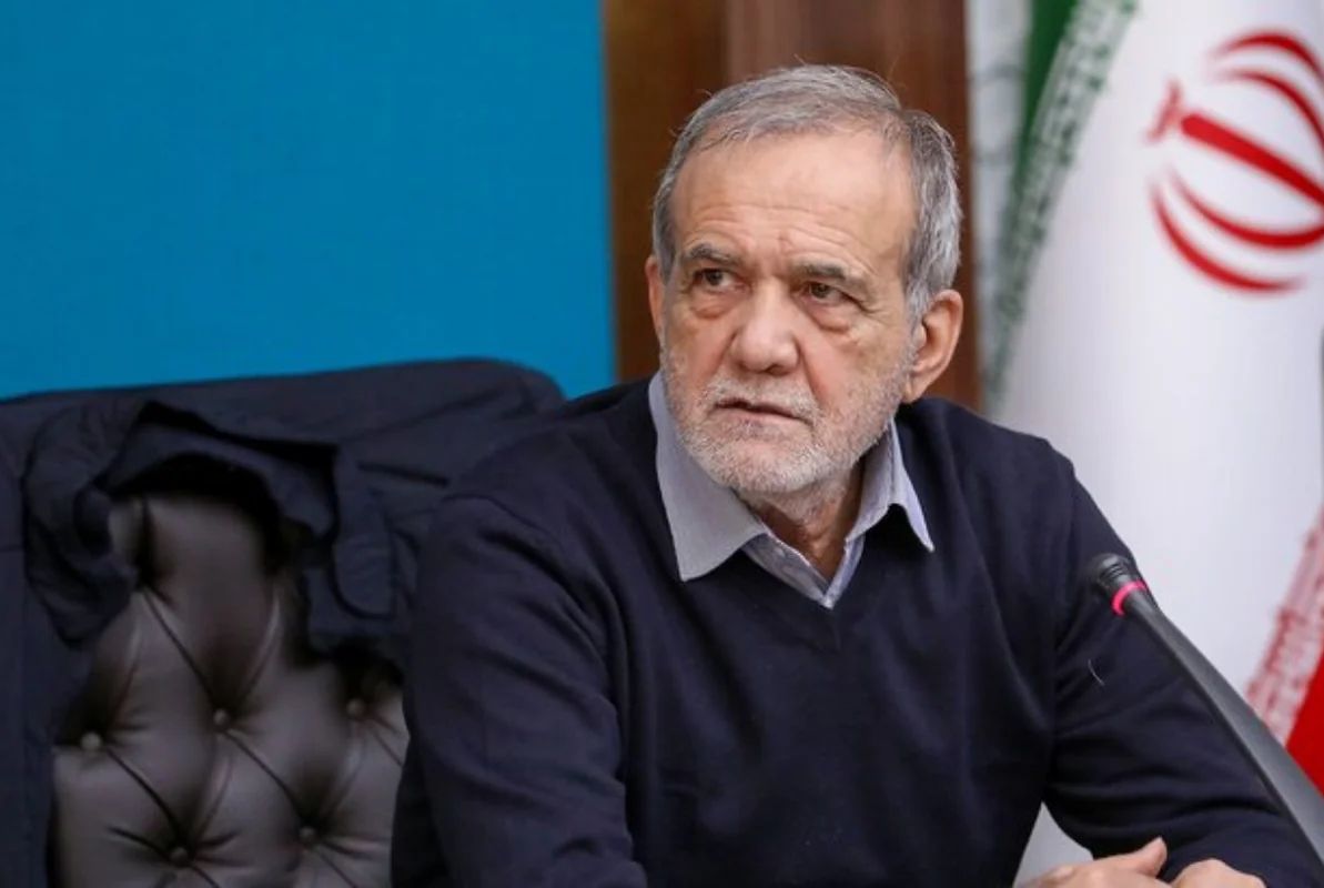 Pezeşkian İranın Ali Lideri Müctəba Xamenei ilə görüşüb