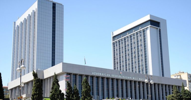 Parlamentə müşahidəçi statusu verilib