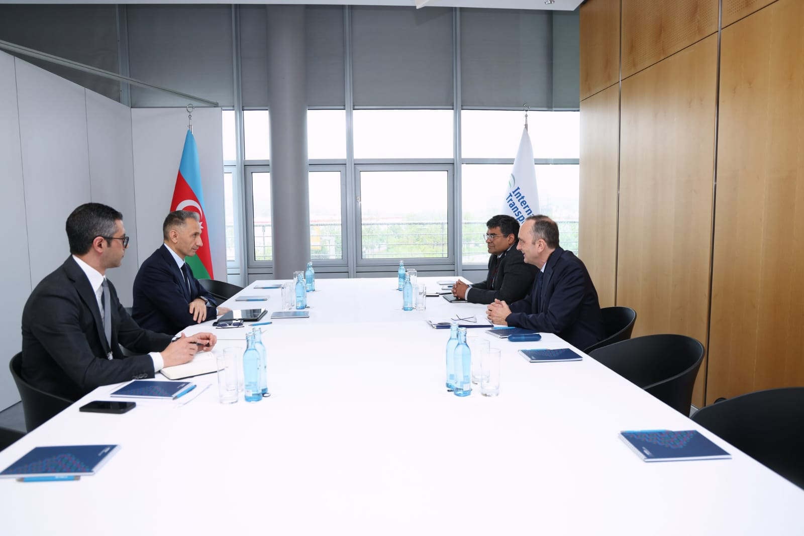 Azərbaycan və Dünya Bankı arasında nəqliyyat sahəsində əməkdaşlıq müzakirə edilib