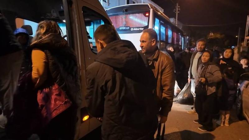 İzmir sahillərində 43 qanunsuz miqrant xilas edilib