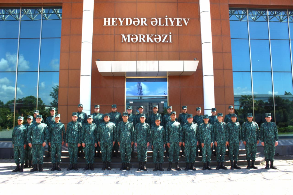 Ulu Öndərin anadan olmasının 103-cü ildönümü münasibətilə silsilə tədbirlər təşkil edilib