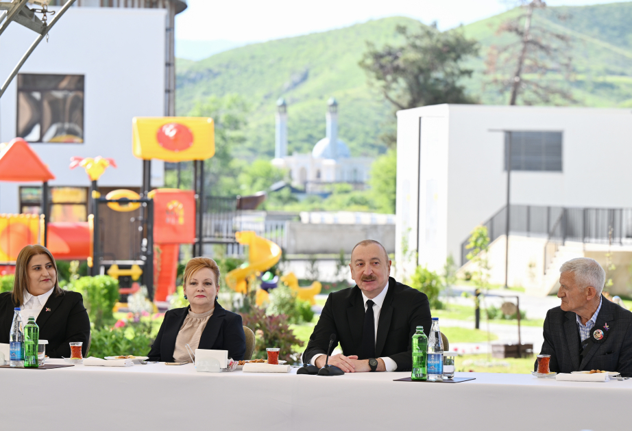 İlham Əliyev: Ulu Öndərin Azərbaycan tarixində həlledici rolu bizim yaddaşımızdan heç vaxt silinməyəcək