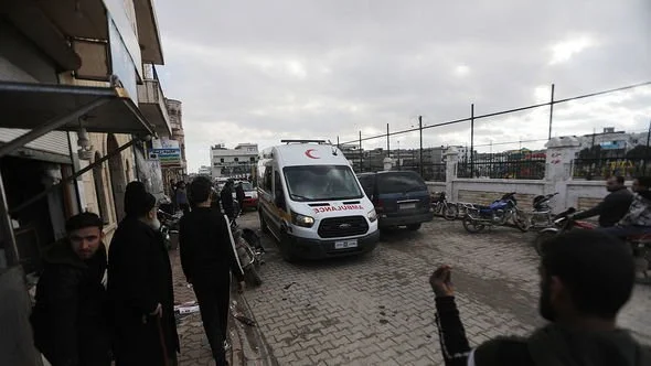Suriyada mikroavtobus partladılıb