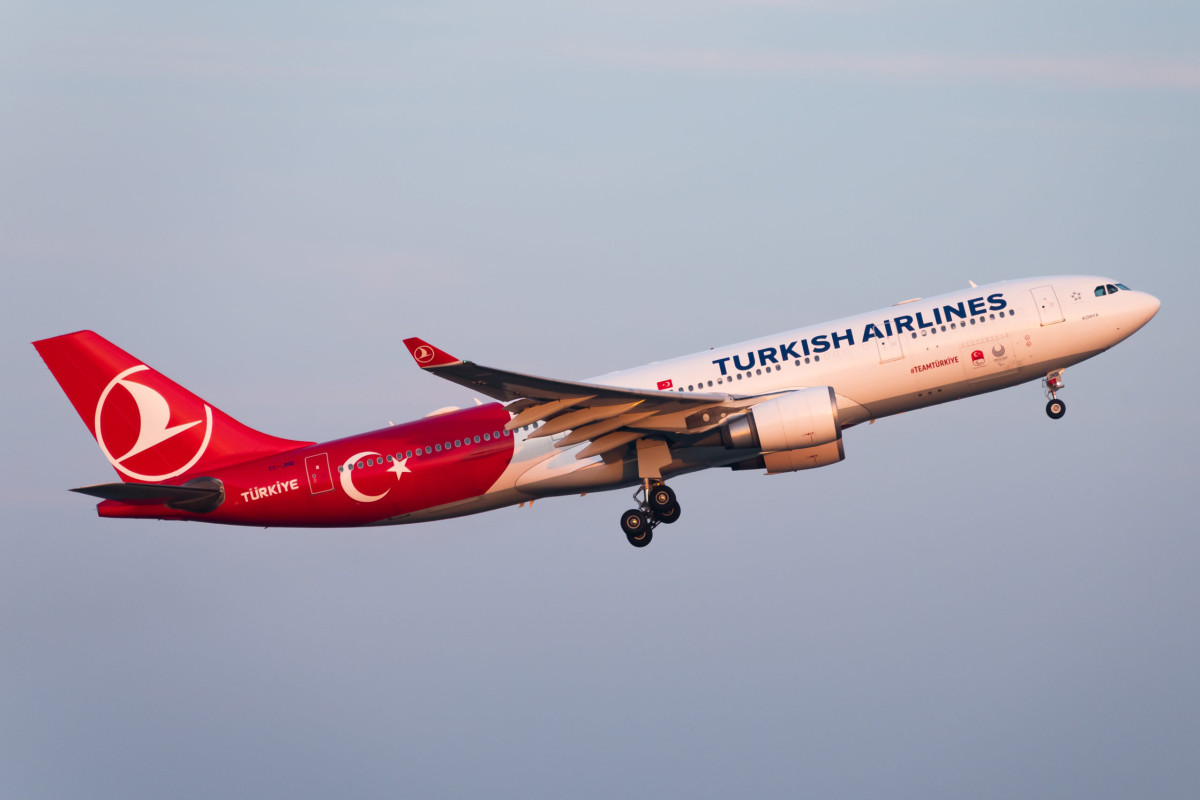Türk Hava Yollarına məxsus təyyarə texniki nasazlıq səbəbindən təxliyə edilib