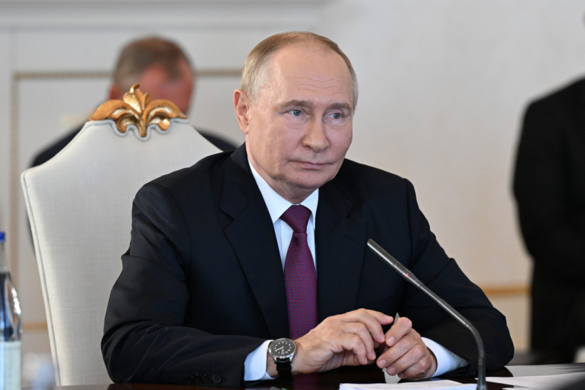 Putin iki regionun qubernatorunu dəyişib