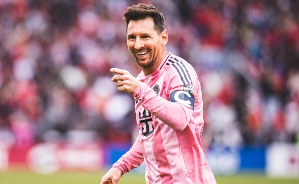 Lionel Messi karyerasında 909-cu qolu vurdu