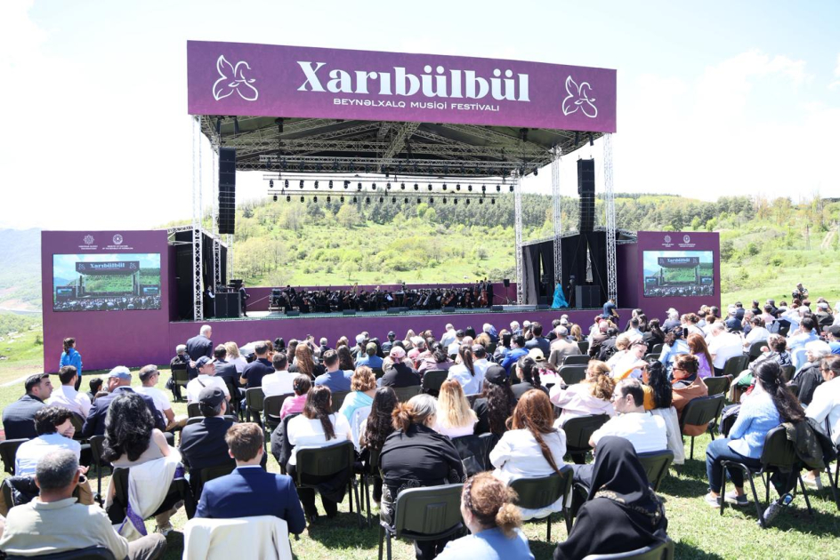 Şuşada “Xarıbülbül” IX Beynəlxalq Musiqi Festivalı başlayıb