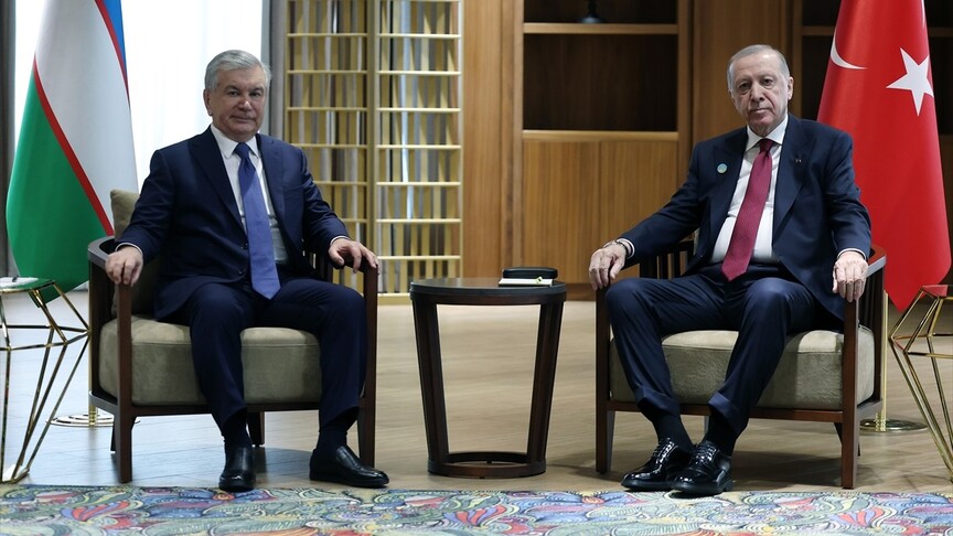 Ərdoğan Özbəkistan prezidenti Mirziyoyev ilə görüşüb