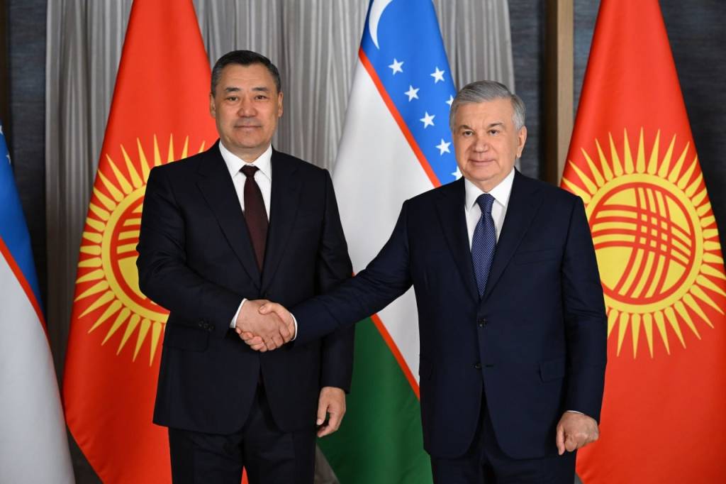 Özbəkistan və Qırğızıstan prezidentləri ikitərəfli münasibətlərin gündəliyindəki aktual məsələləri müzakirə ediblər