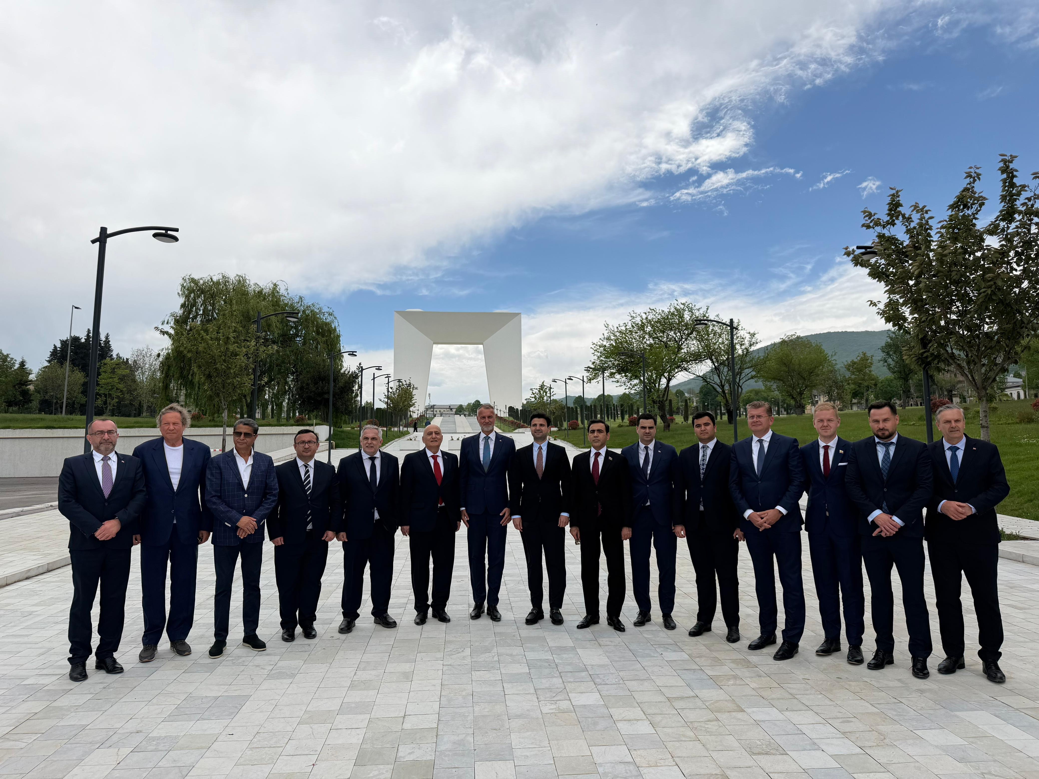 Slovakiya parlamentinin nümayəndə heyəti Füzuli, Şuşa, Xankəndi və Ağdam şəhərlərinə səfər edib