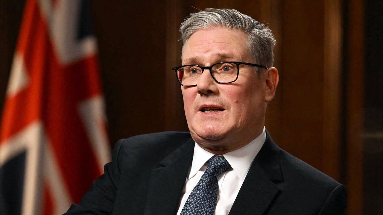 Britaniya KİV: Starmer postunu tərk edə bilər