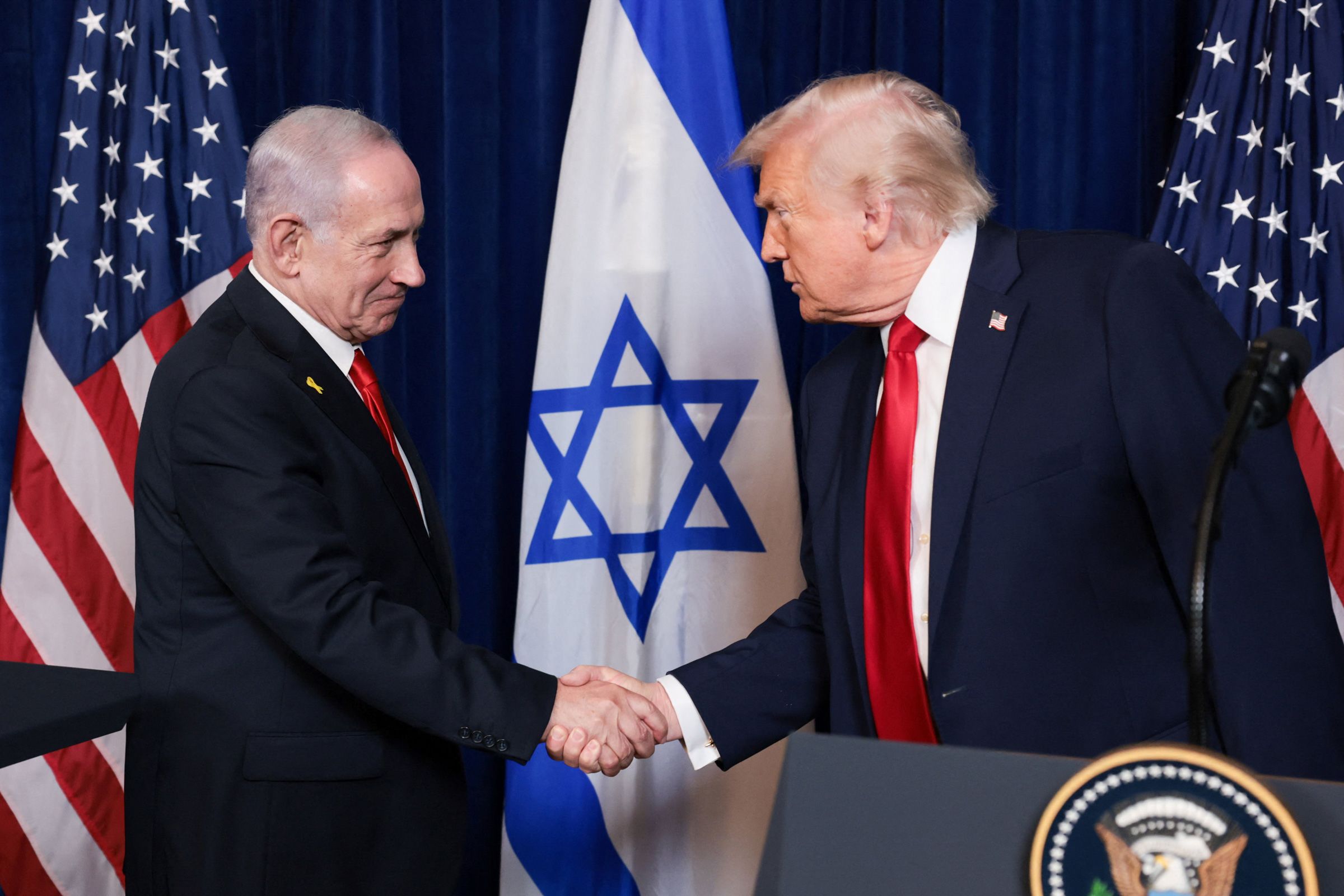 Netanyahu Trampla telefon danışığı aparıb