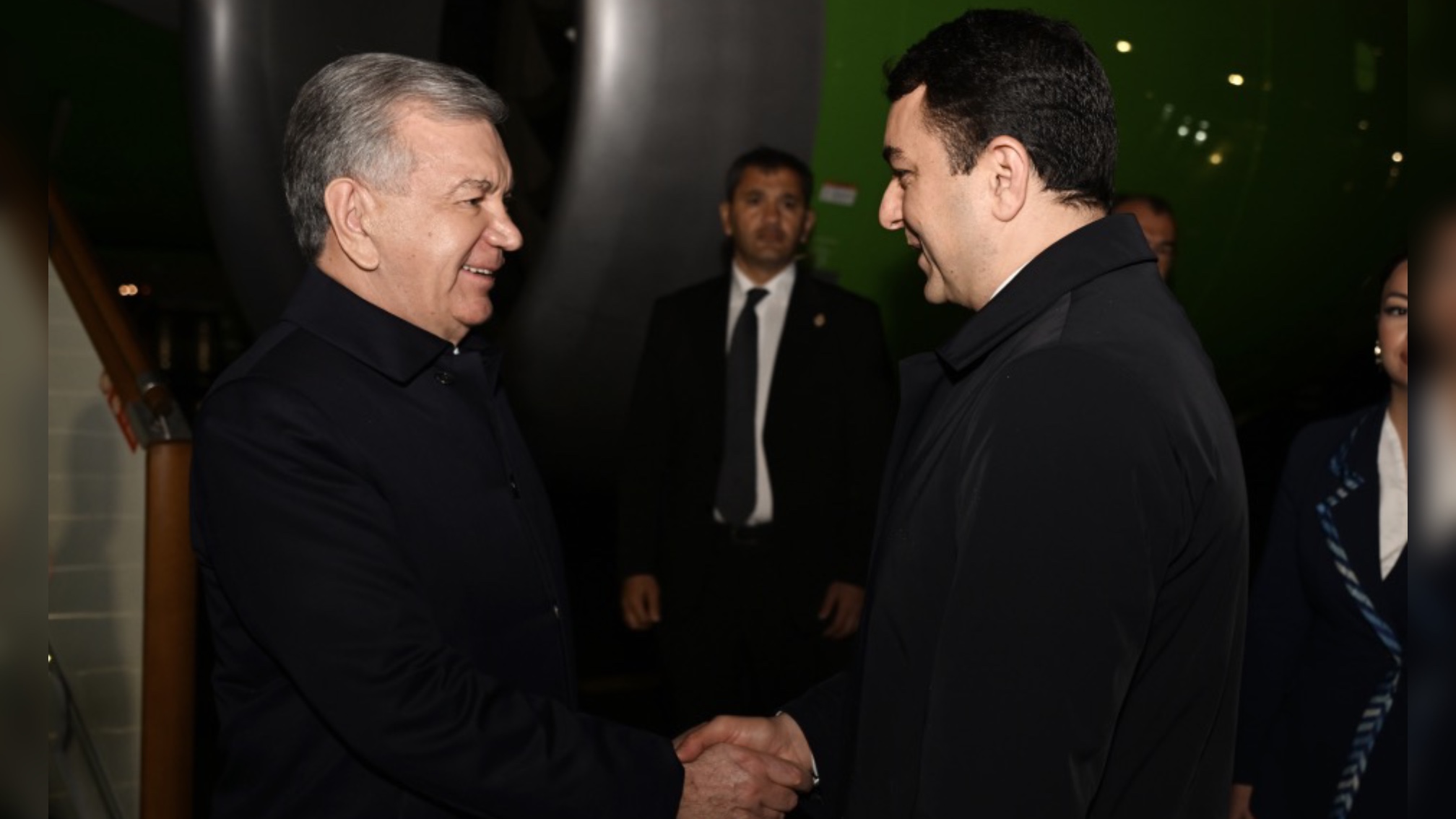 Şavkat Mirziyoyev Azərbaycana səfərə gəlib