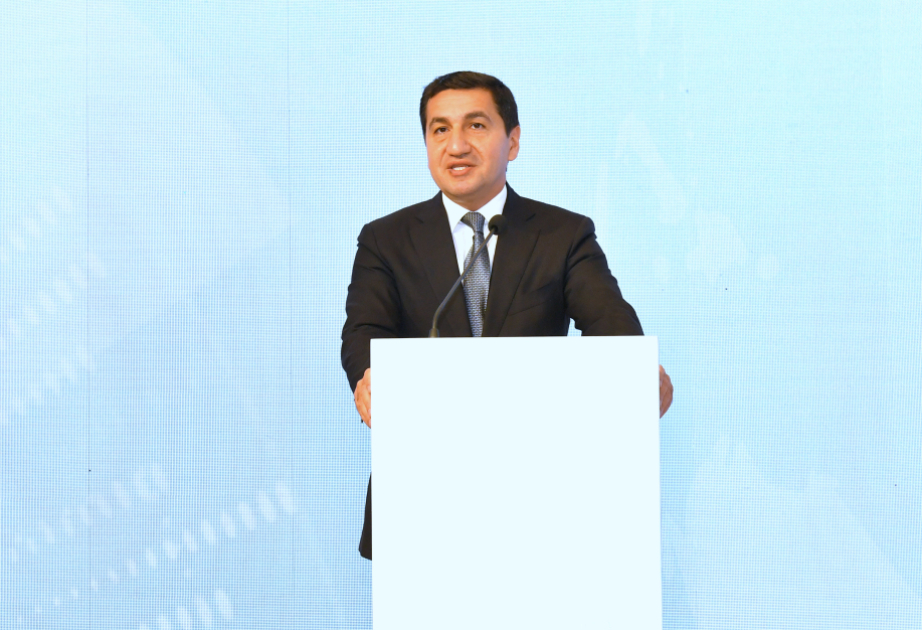 Hikmət Hacıyev: Azad olunmuş ərazilərdə 400-dən çox mina hadisəsi baş verib
