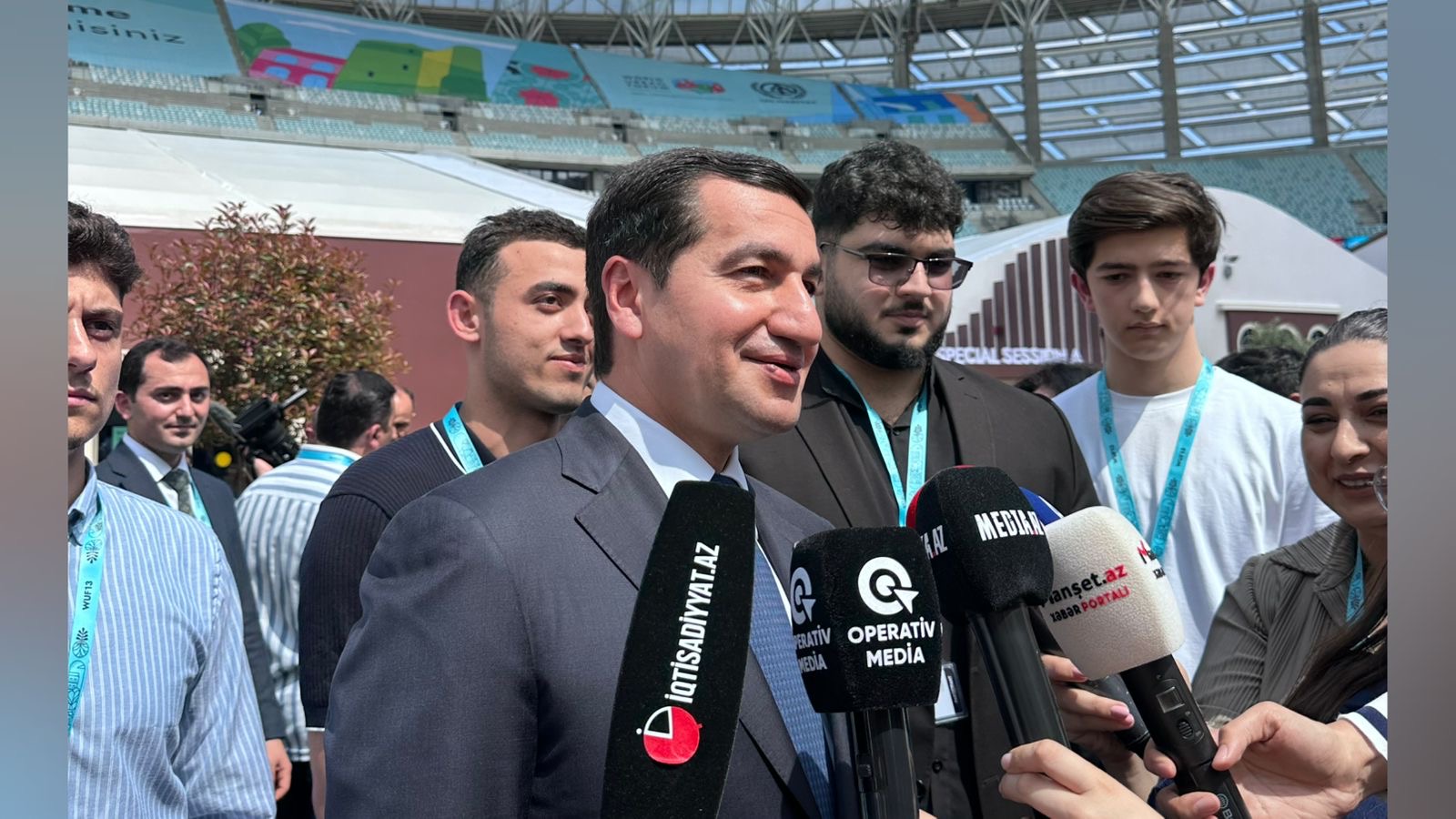Hikmət Hacıyev: “Azərbaycan və Gürcüstan arasında dəmir yolu əlaqəsinin bərpası istiqamətində işlər aparılır”
