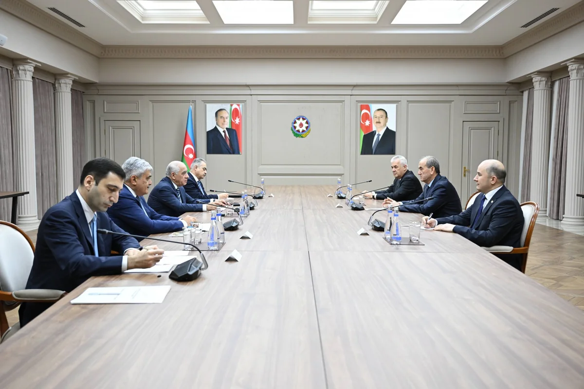 Ceyhun Bayramov D-8 İqtisadi Əməkdaşlıq Təşkilatının baş katibi ilə görüşüb