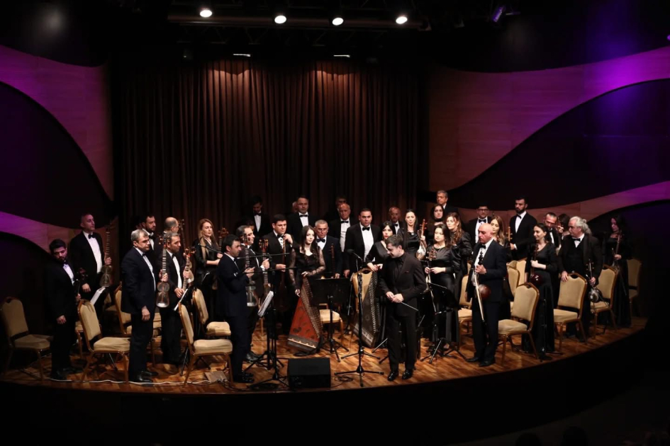WUF13 çərçivəsində mədəniyyət gecəsi keçirilib