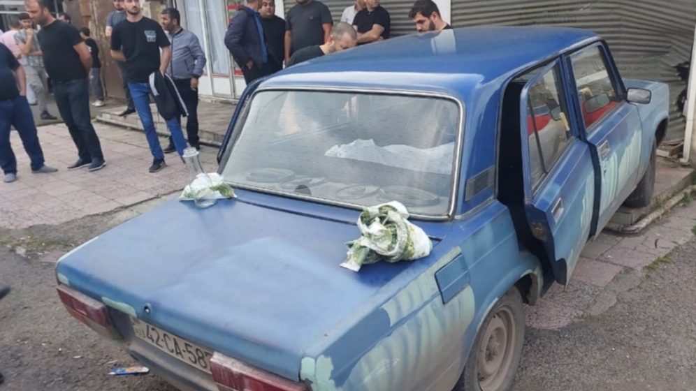 Lənkəranda sürücü sükan arxasında ölüb