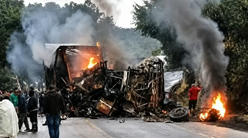 Braziliyada avtobusla yük maşınının toqquşması nəticəsində səkkiz nəfər ölüb, 10 nəfər yaralanıb