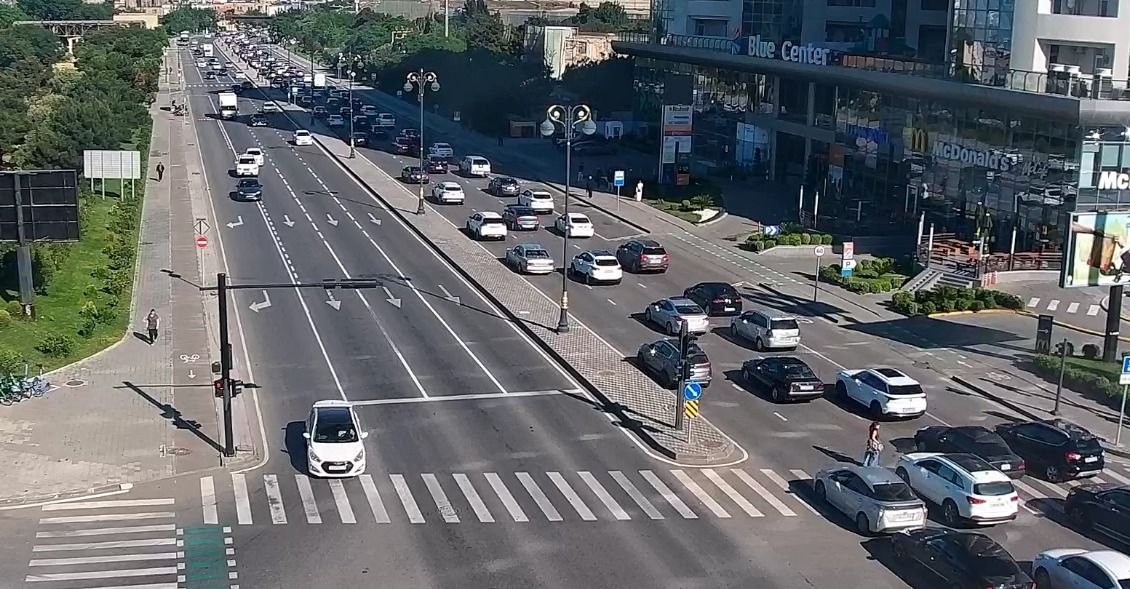 Bakıda hazırda sıxlıq müşahidə olunan yollar açıqlanıb 