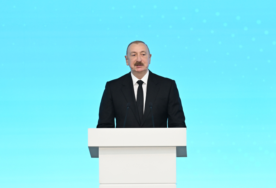  İlham Əliyev: Xəzər Neft və Qaz Sərgisi müasir Azərbaycanın enerji inkişafının təməlini qoydu