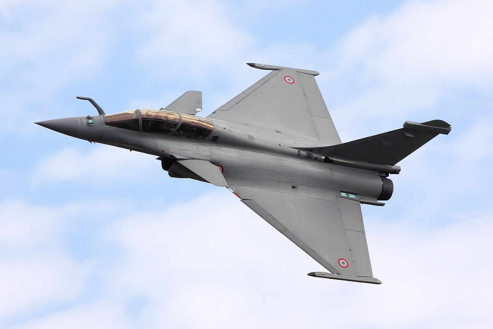 Hindistan Fransadan “Rafale” qırıcısı alacaq