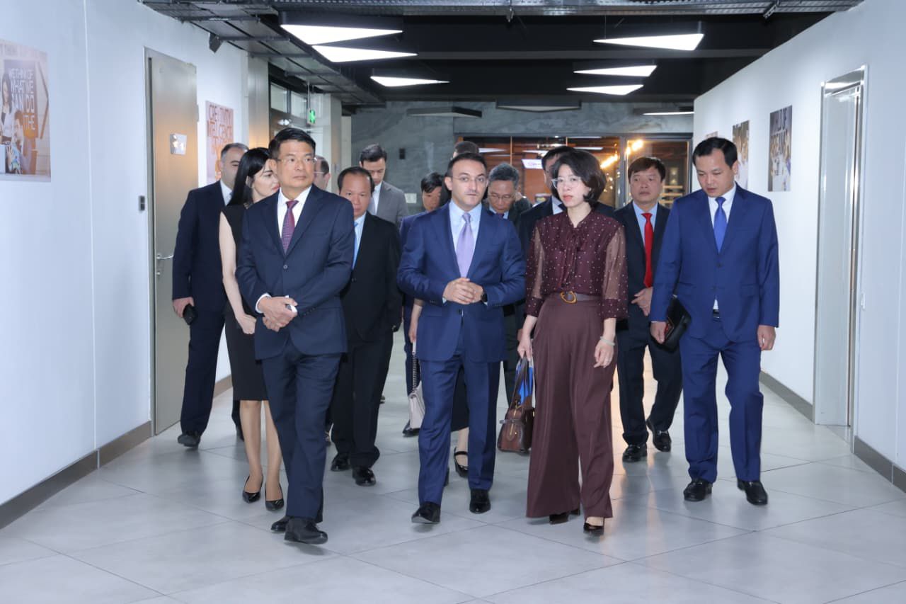 Vyetnamın Baş prokurorunun ölkəmizə işgüzar səfəri başa çatıb
