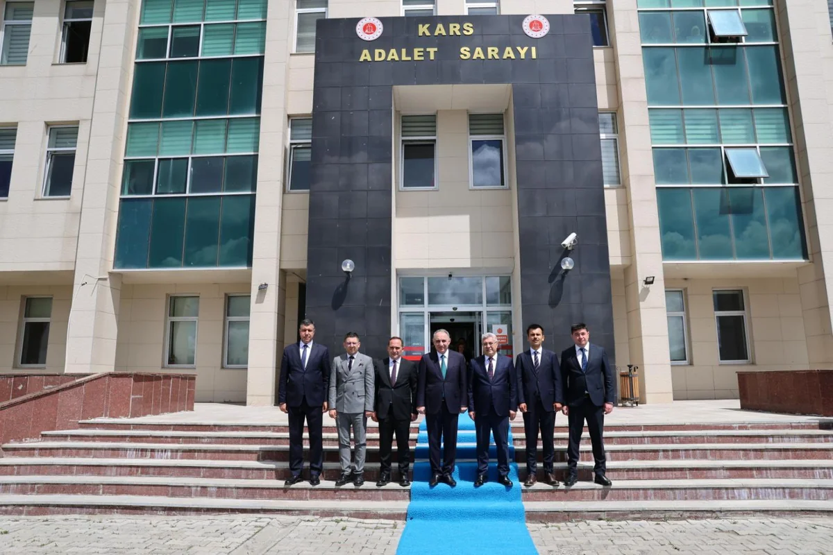 Kamran Əliyev Qarsa səfər edib