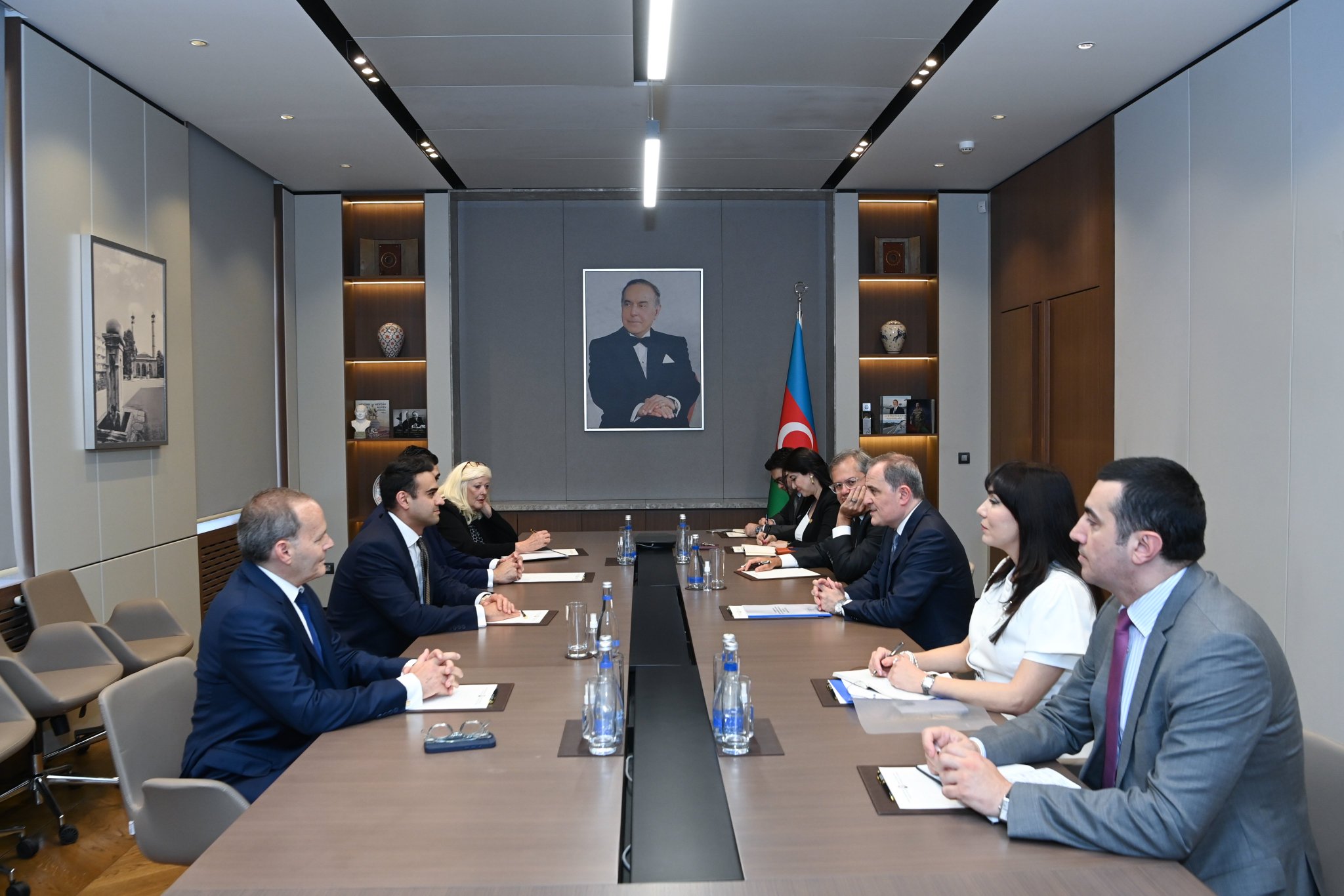 Ceyhun Bayramov ABŞ Konqresinin üzvü Abraham Hamadeyi qəbul edib