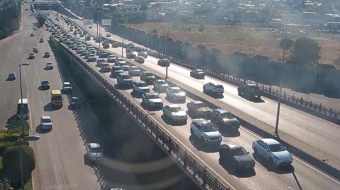 Bəzi yollarda sıxlıq var - SİYAHI