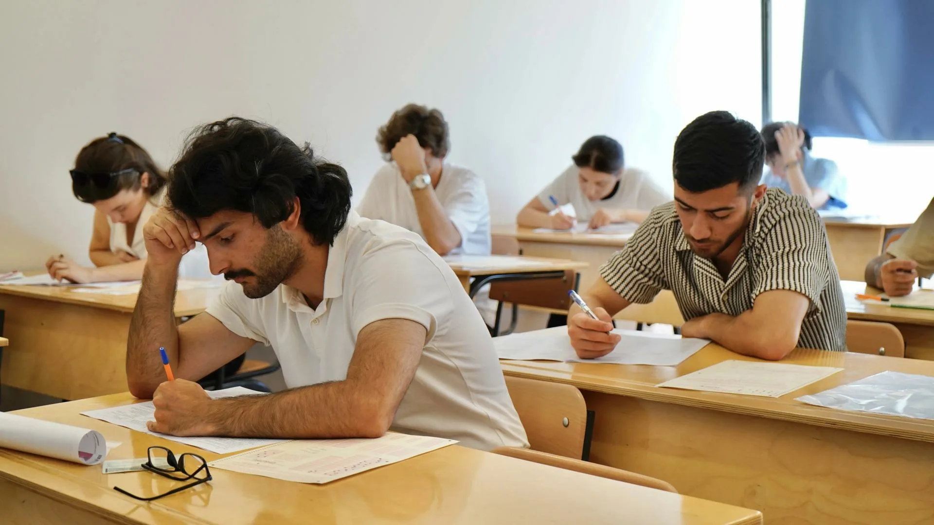 Magistraturaya qəbulda ən yüksək və ən zəif nəticə göstərən ali məktəblər açıqlanıb