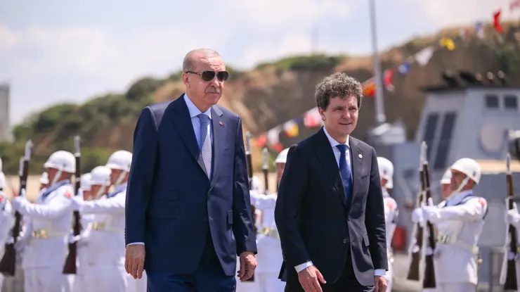 Ərdoğan və Rumıniya Prezidenti ikitərəfli əlaqələri və Qara dənizdə təhlükəsizliyi müzakirə ediblər