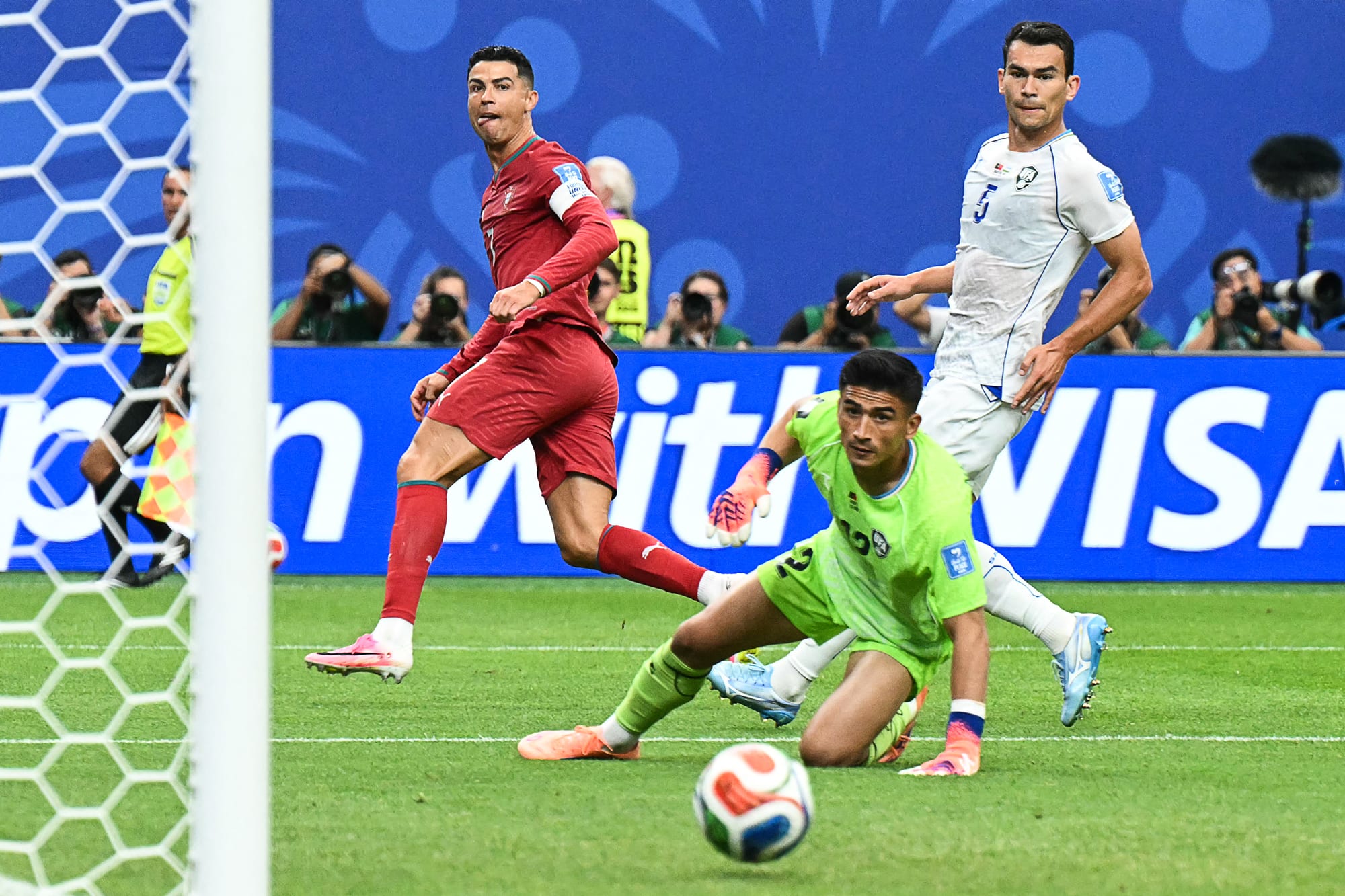 DÇ-2026: Ronaldo dubl etdi, Portuqaliya qalib gəldi