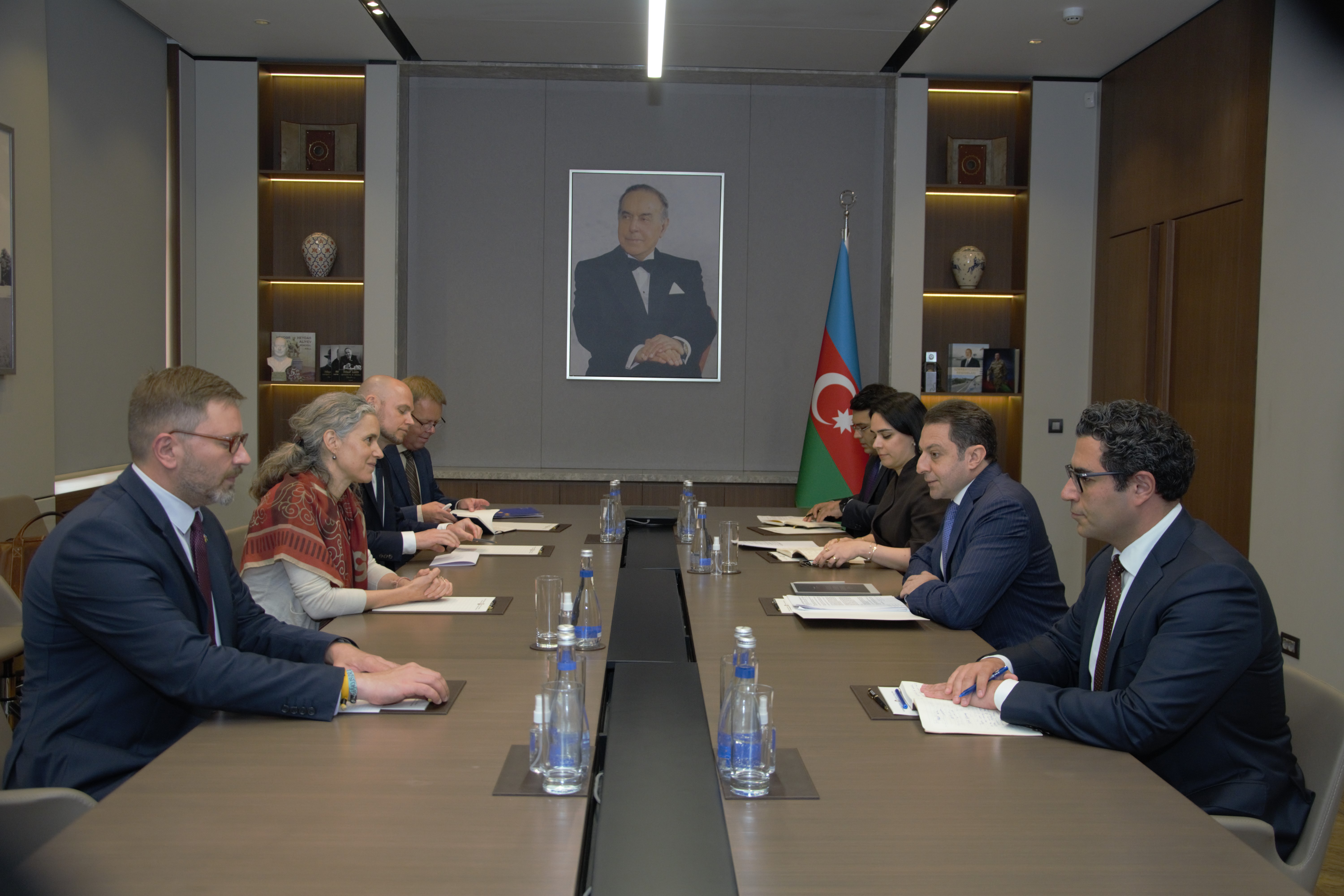 XİN məlumat yayıb