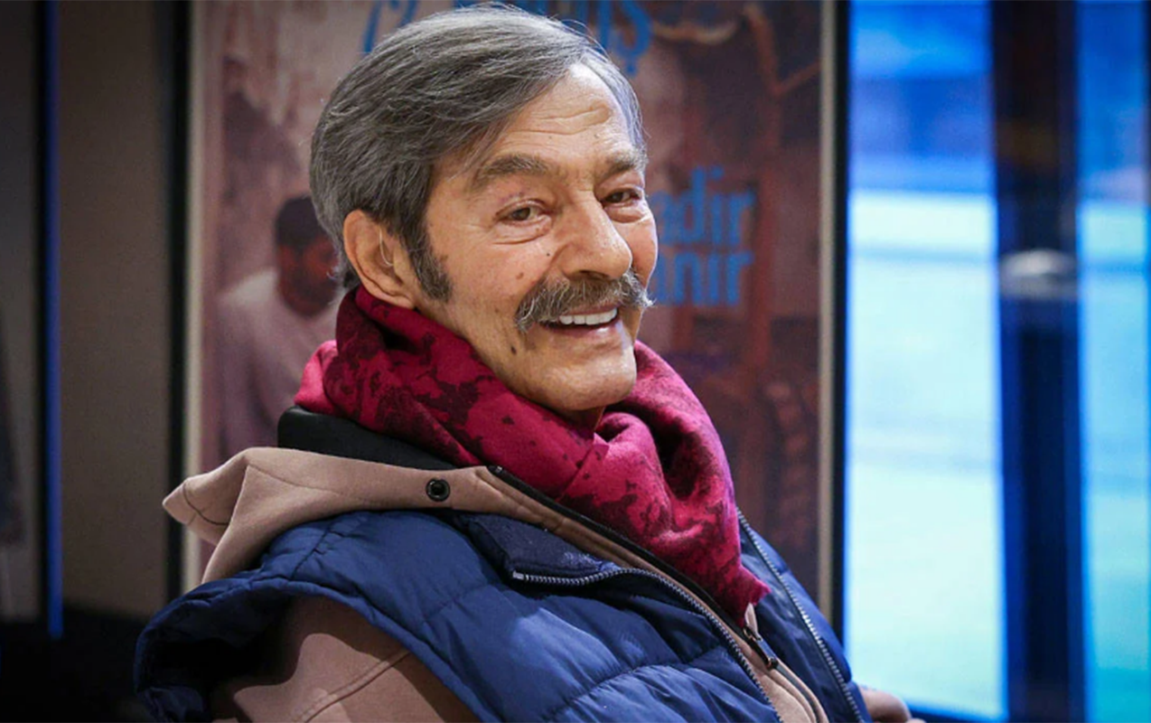 Kadir İnanır vəfat edib
