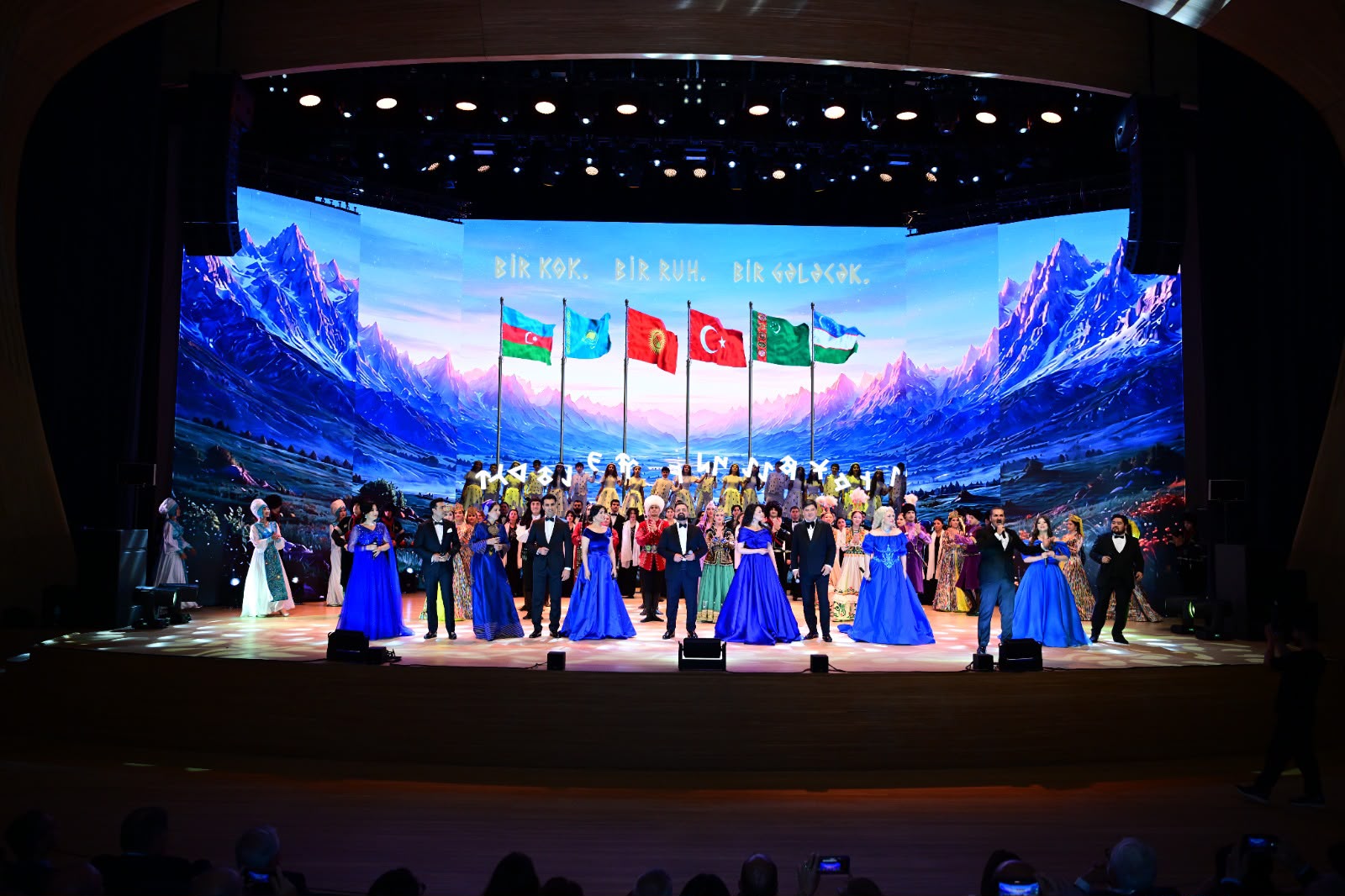 Heydər Əliyev Mərkəzində “Türk Dünyası Həftəsi”nin rəsmi açılış mərasimi keçirilib