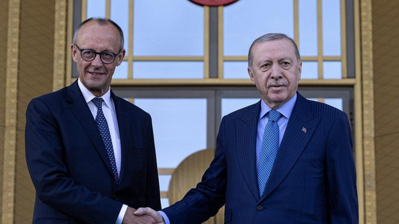 Ərdoğan Almaniya kansleri ilə NATO sammiti və Ukraynanı müzakirə edib