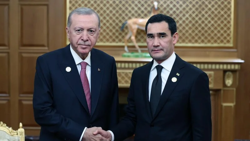 Ərdoğan və Berdiməhəmmədov telefon danışığı aparıb