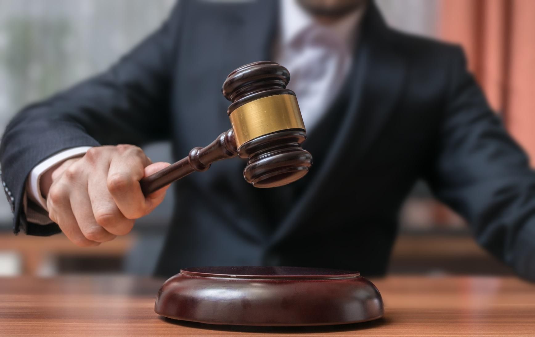 Bugünkü hərracda dövlət əmlakı olan daha 28 nəqliyyat vasitəsi satılıb