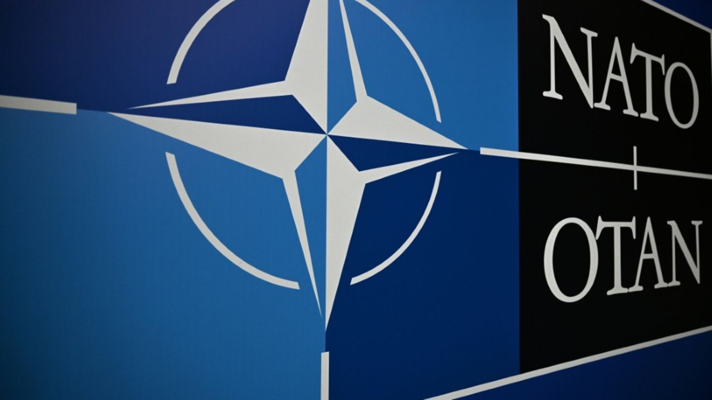 Reuters: NATO-nun Albaniya sammiti baş tutmaya bilər