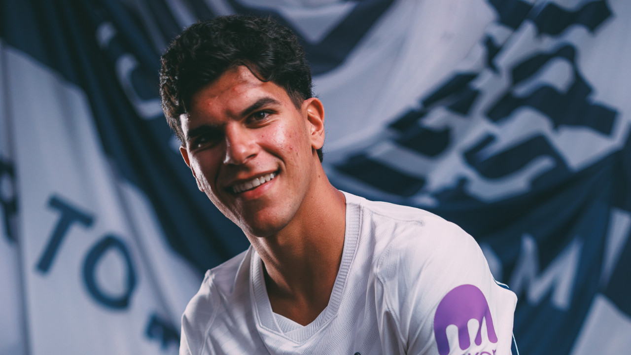 "Tottenhem" rekord məbləğə transfer gerçəkləşdirdi