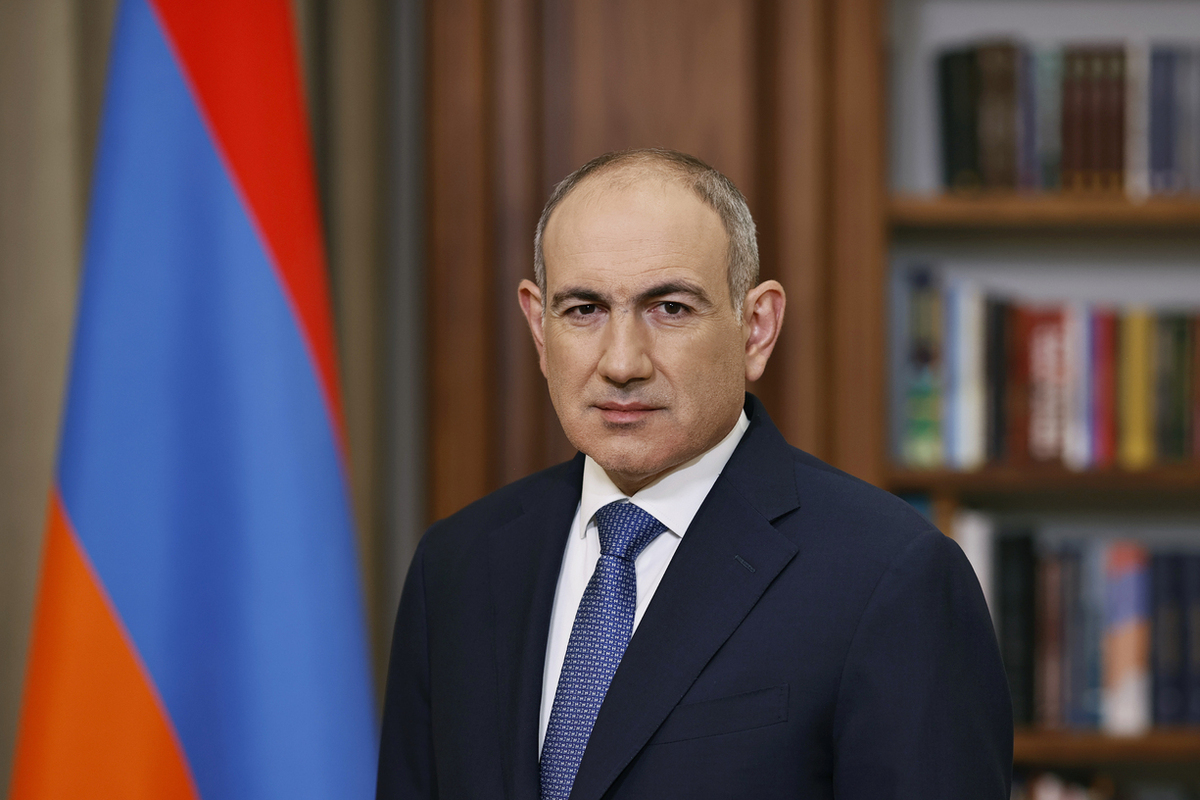 Paşinyan Xameneinin dəfn mərasimində iştirak edəcək