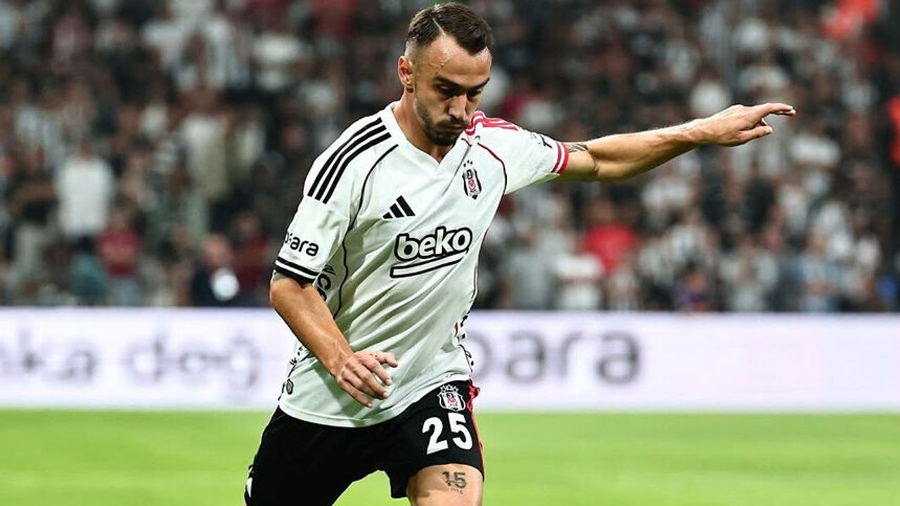 "Beşiktaş" müdafiəçisi ilə yollarını ayırdı