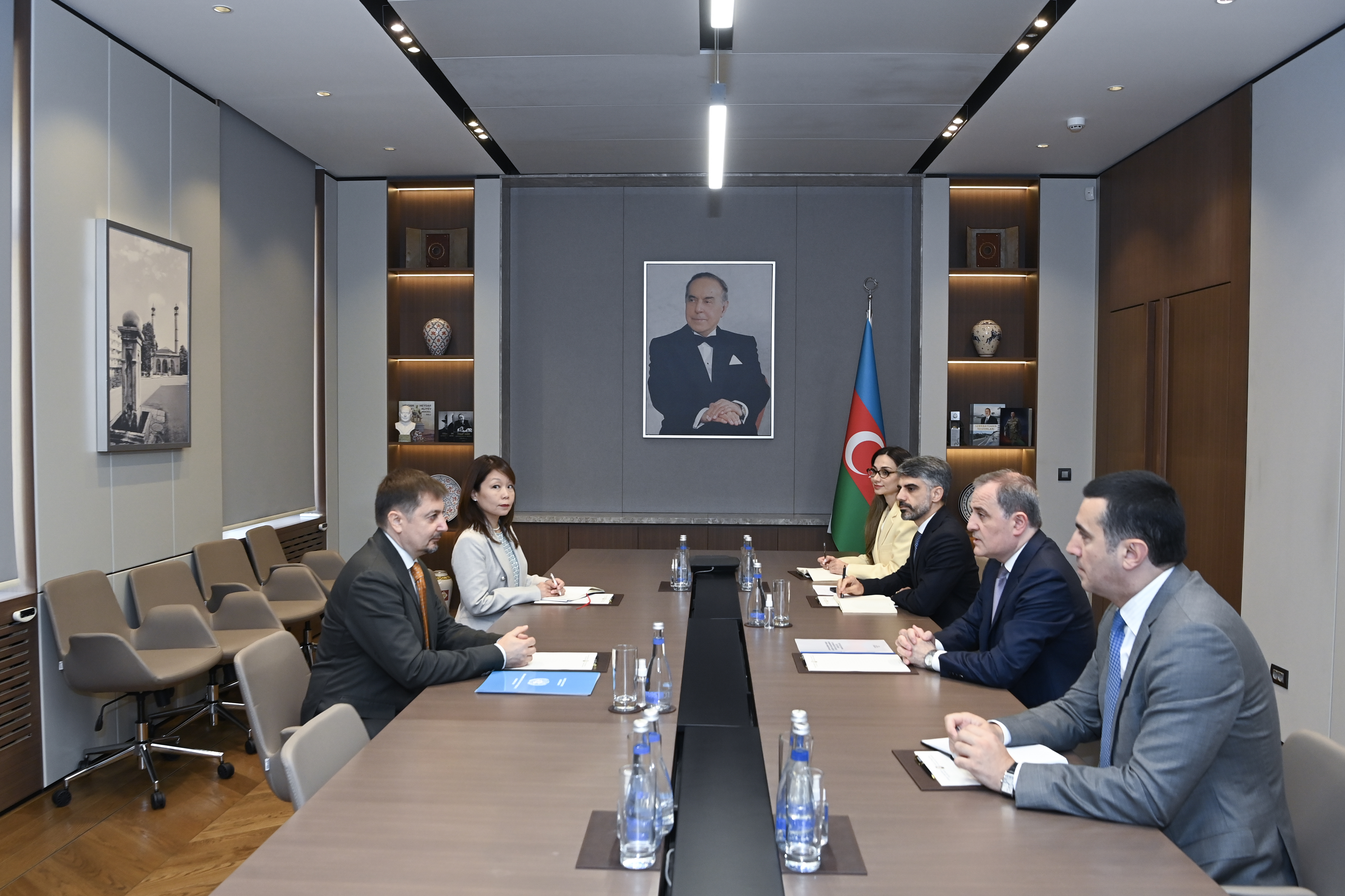 Ceyhun Bayramov BMT-nin Azərbaycanda yeni rezident əlaqələndiricisi ilə görüşüb