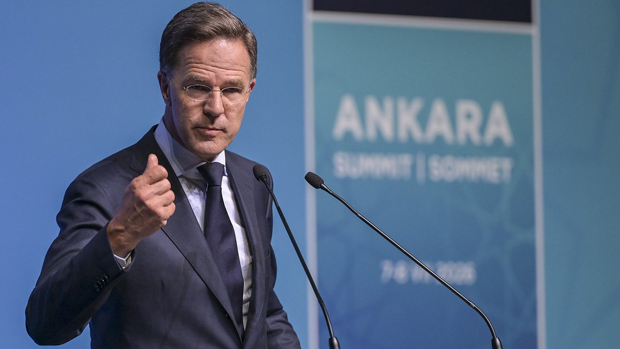 Rütte Ukraynada "Patriot" raketlərinin istehsalı ilə bağlı çağırışı şərh etməkdən imtina edib