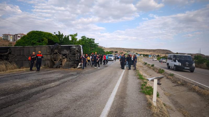 Türkiyədə sərnişin avtobusu aşıb, 41 nəfər xəsarət alıb