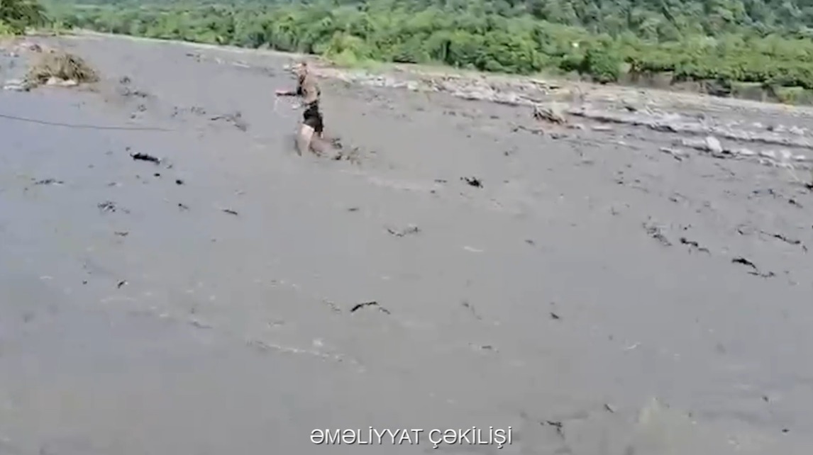 Balakəndə çayda köməksiz qalan 41 yaşlı şəxs xilas edilib
