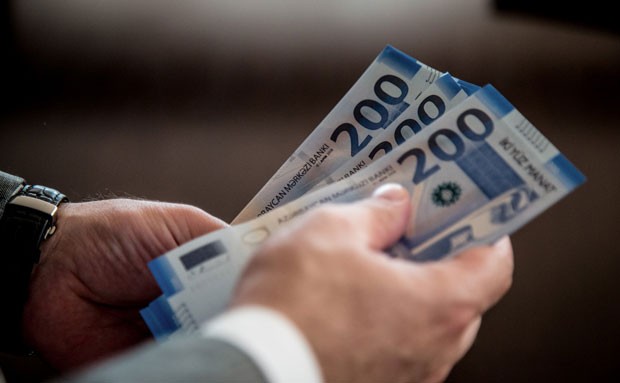 Azərbaycanda orta aylıq əməkhaqqı artıb